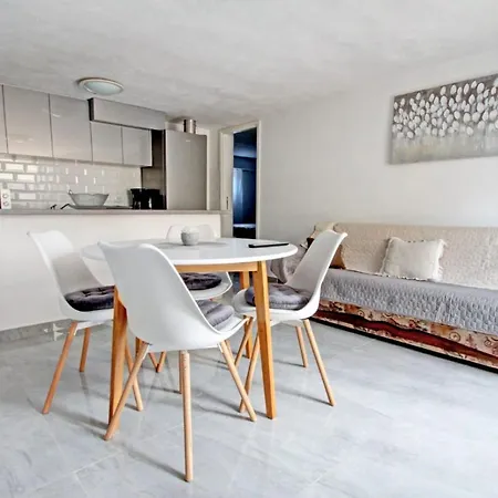 Kondric Apartment *