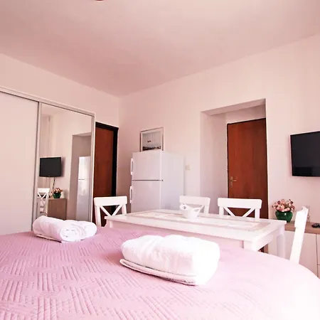 Kondric Apartman *